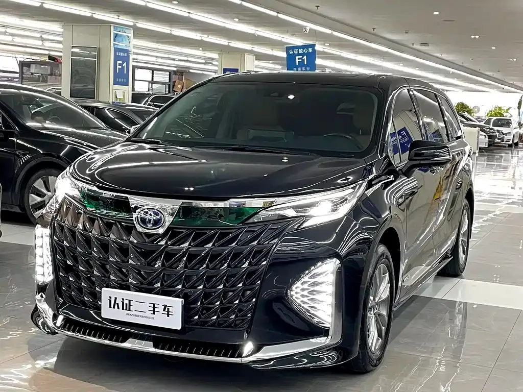 Toyota Sienna 2023 из CN, фото 8