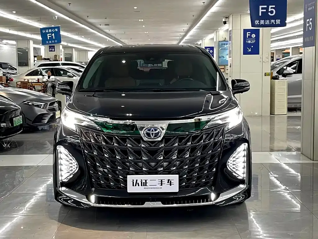 Toyota Sienna 2023 из CN, фото 10