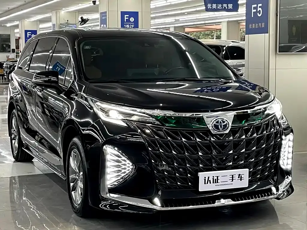 Toyota Sienna 2023 из CN, фото 9