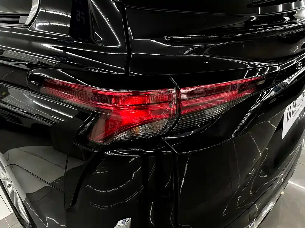 Toyota Sienna 2023 из CN, фото 7