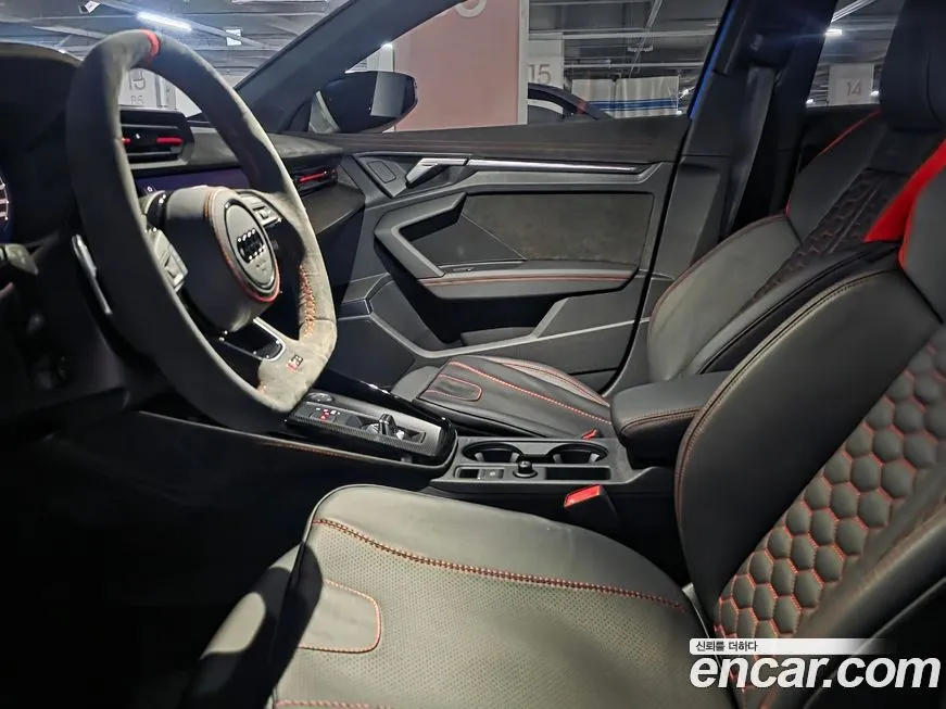 Audi RS3 2024 из KR, фото 8