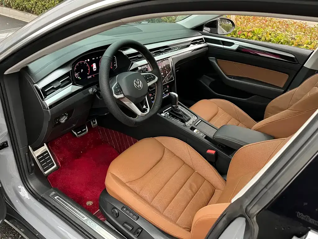 Volkswagen CC 2023 из CN, фото 9
