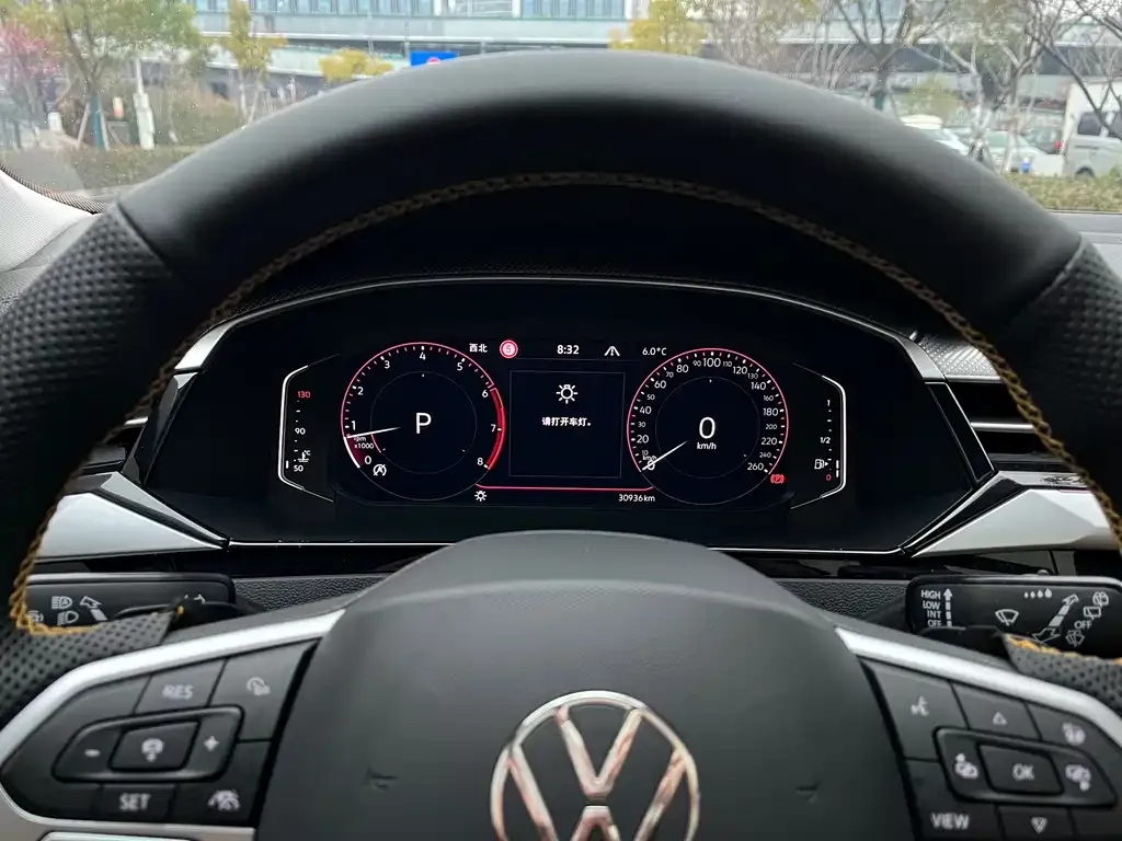 Volkswagen CC 2023 из CN, фото 3