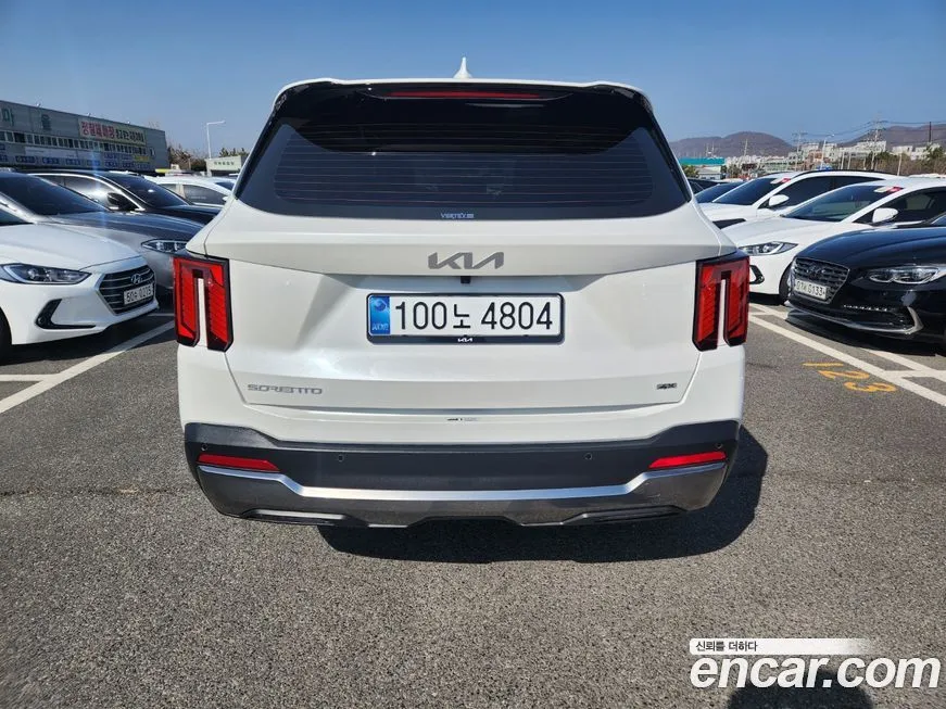 Kia Sorento — фото 4