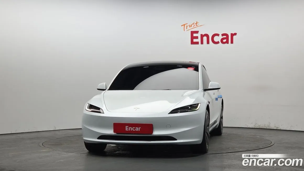 Tesla Model 3 — фото 6