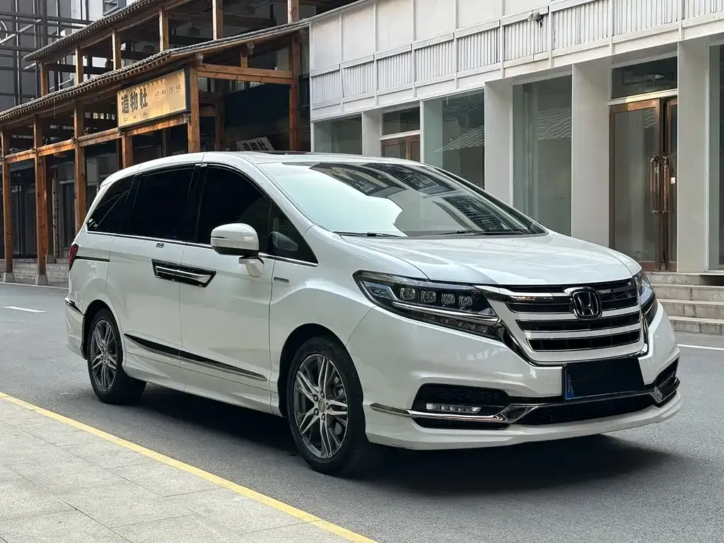 Honda Elysion 2021 из CN, фото 8
