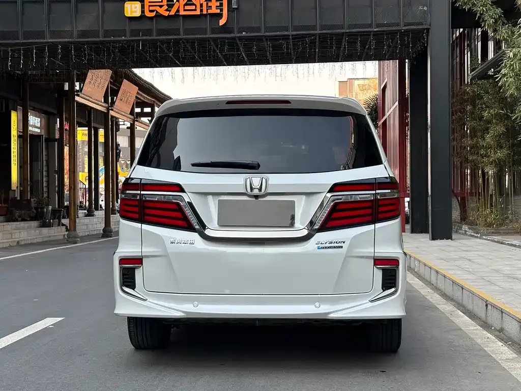 Honda Elysion 2021 из CN, фото 9