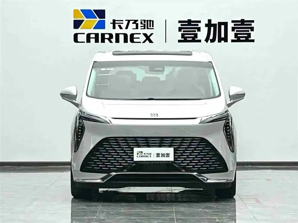 Buick Century 2025 из CN, фото 2
