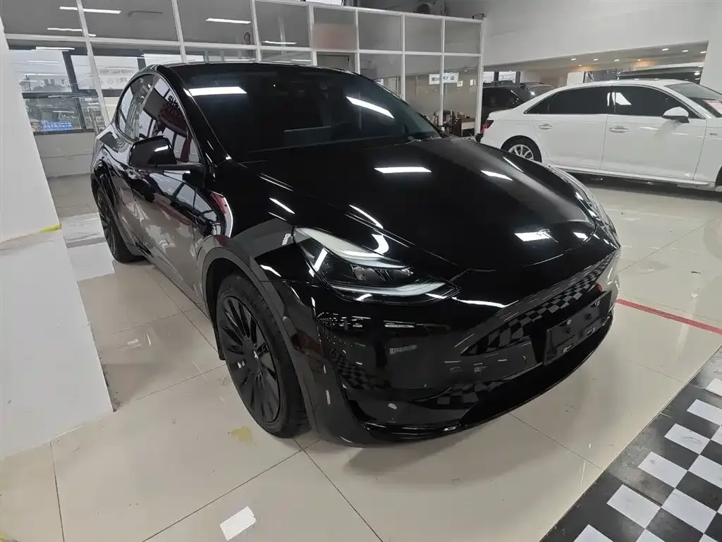 Tesla Model Y 2022 из CN, фото 3