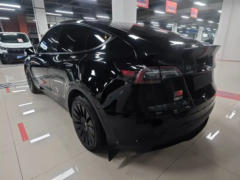 Tesla Model Y 2022 из CN, фото 8