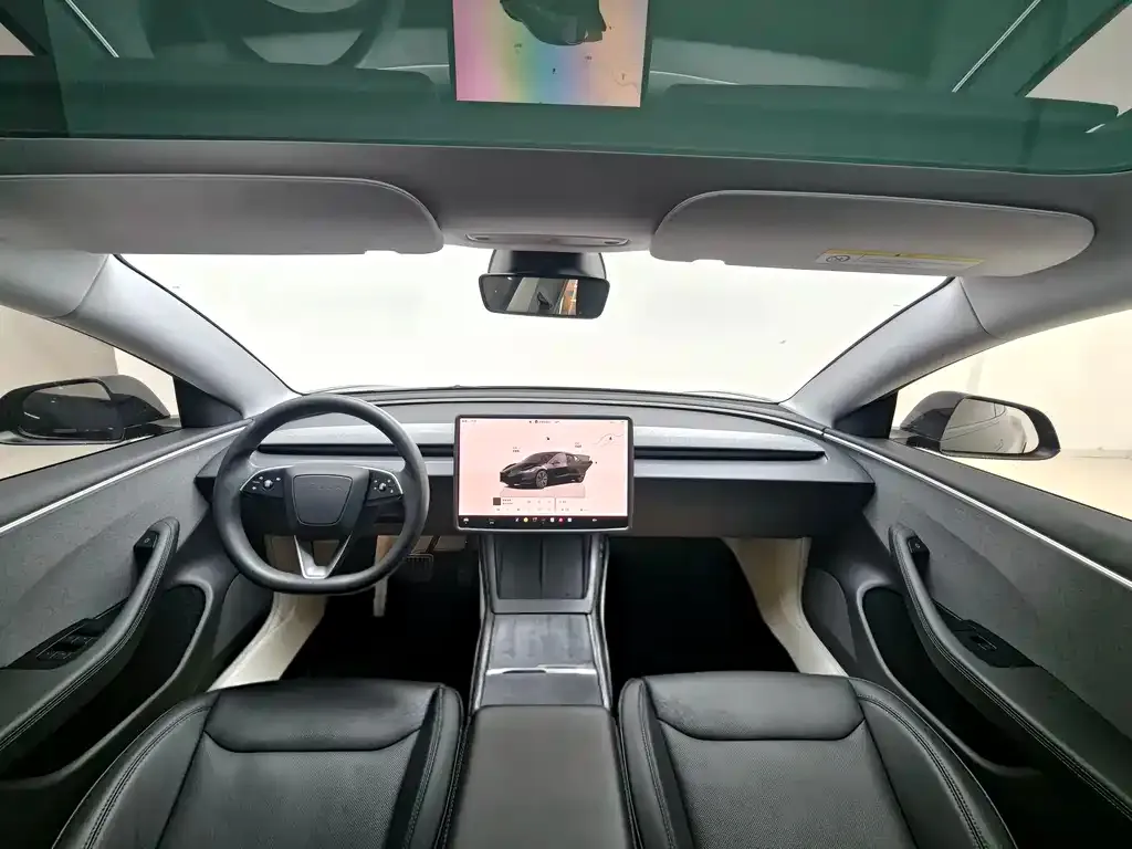 Tesla Model 3 2023 из CN, фото 8