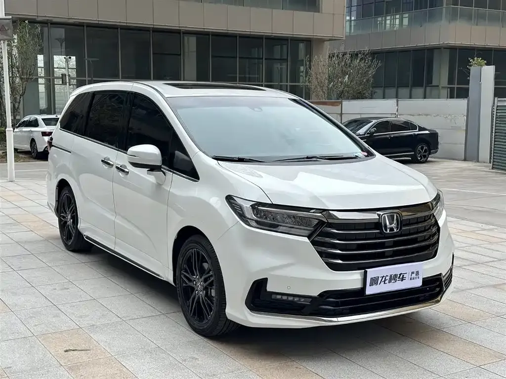 Honda Odyssey 2022 из CN, фото 2