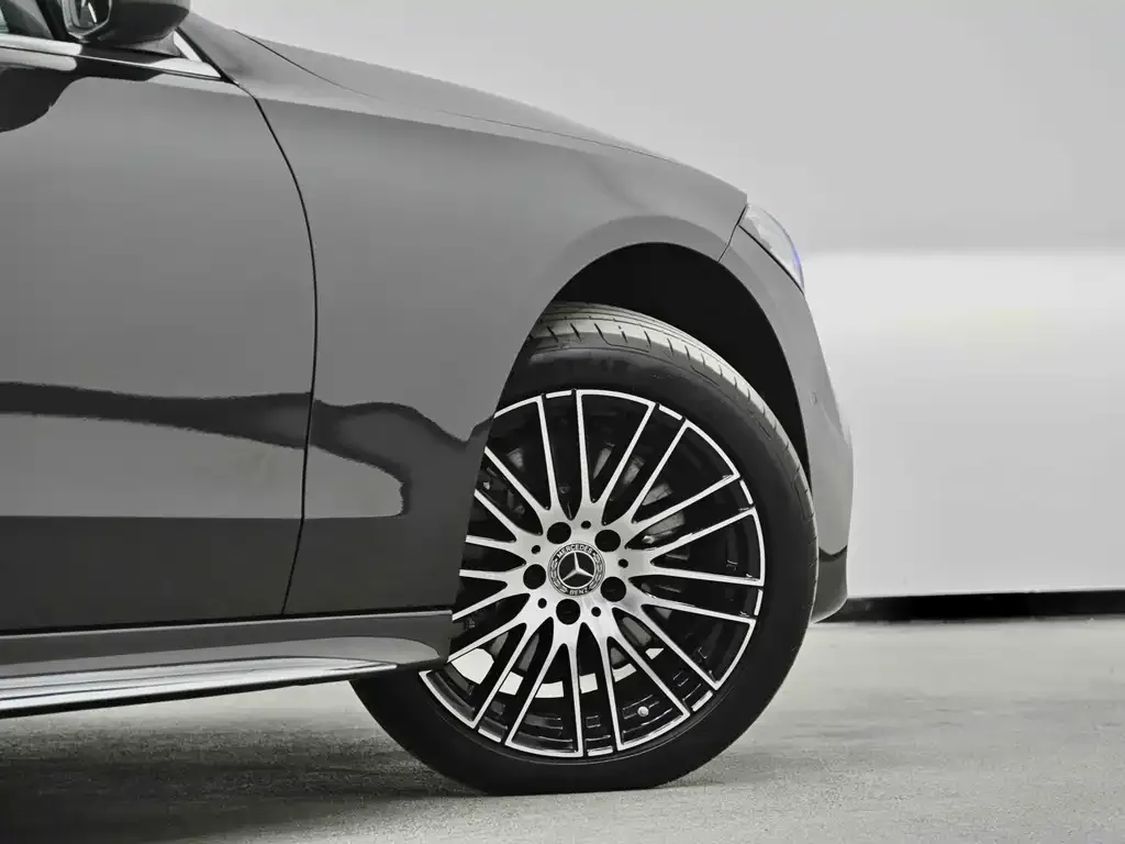 Mercedes-Benz C-Class 2024 из CN, фото 3