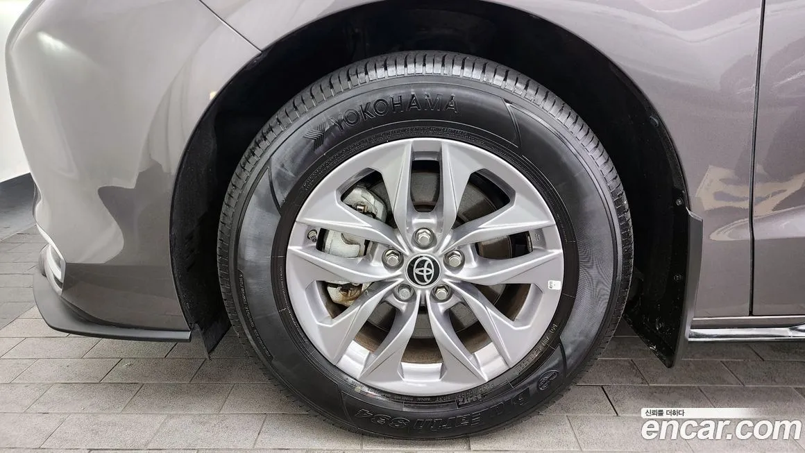 Toyota Sienna 2022 из KR, фото 6