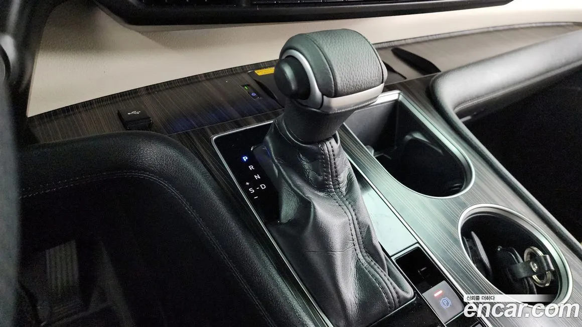 Toyota Sienna 2022 из KR, фото 3