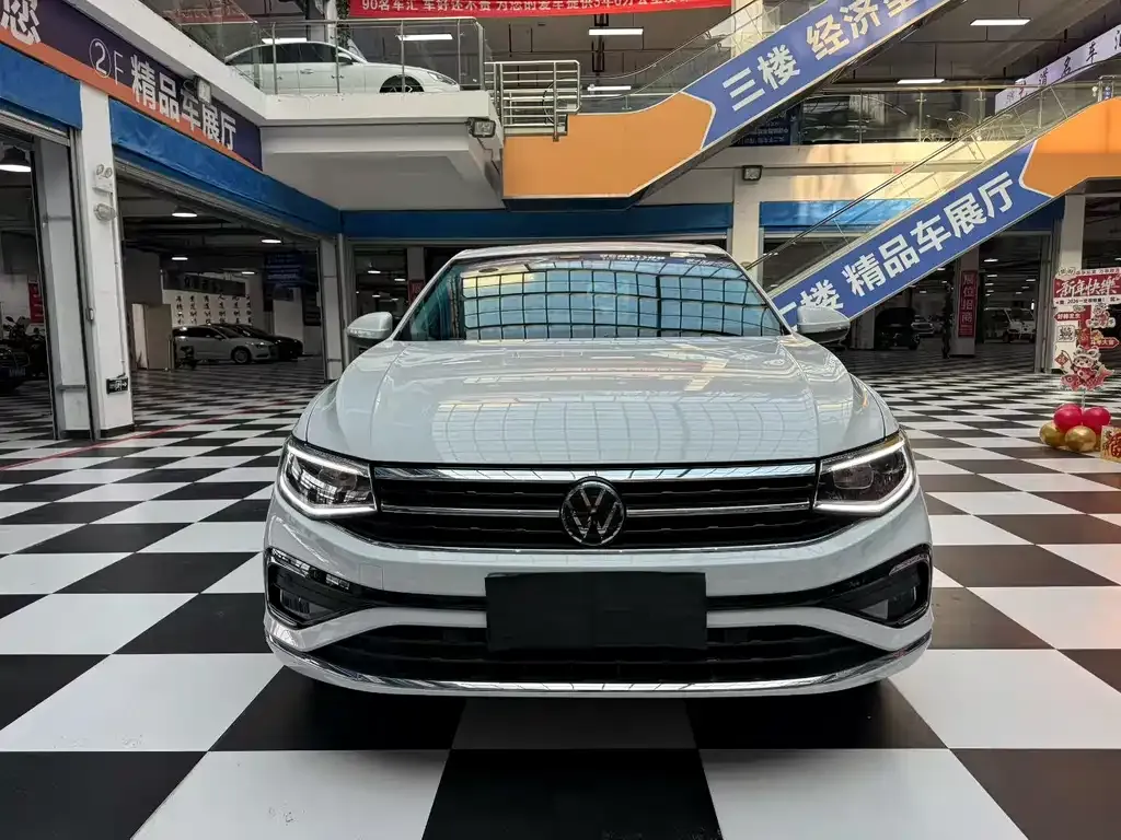 Volkswagen Bora 2022 из CN, фото 8