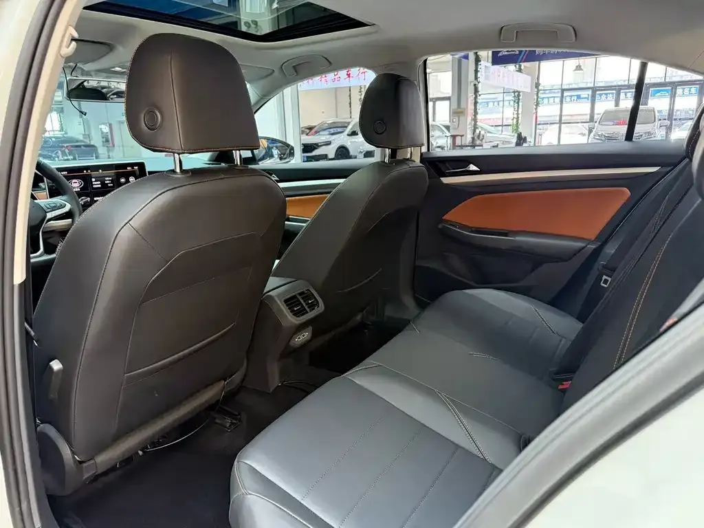 Volkswagen Bora 2022 из CN, фото 5