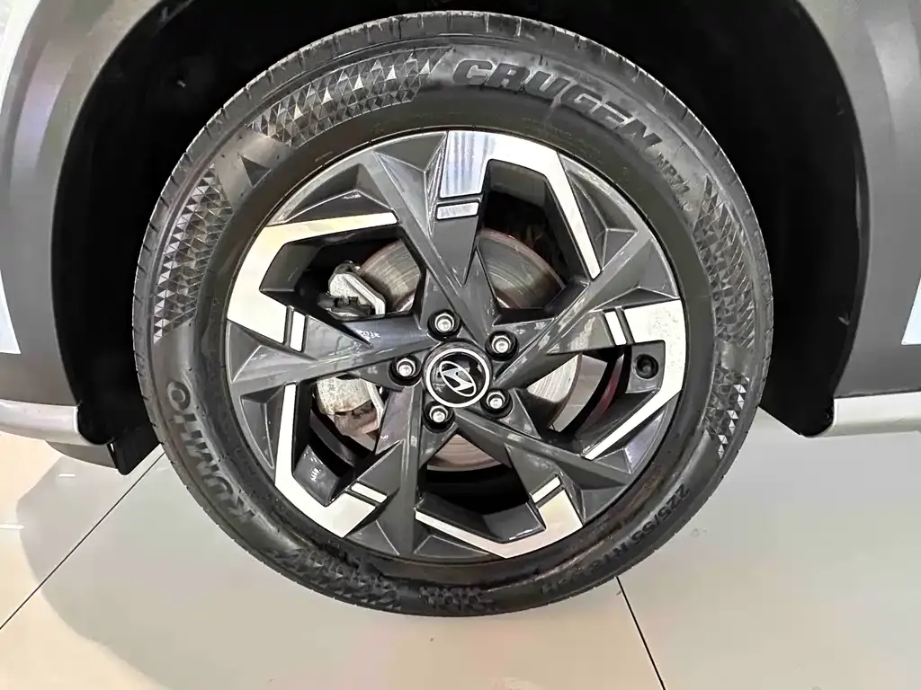 Hyundai ix35 2023 из CN, фото 4