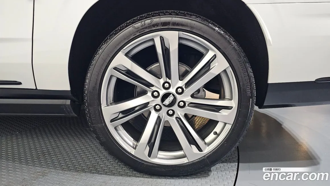 Cadillac Escalade 2025 из KR, фото 7