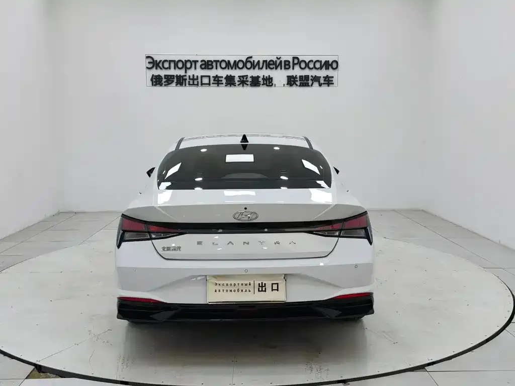 Hyundai Elantra 2022 из CN, фото 3
