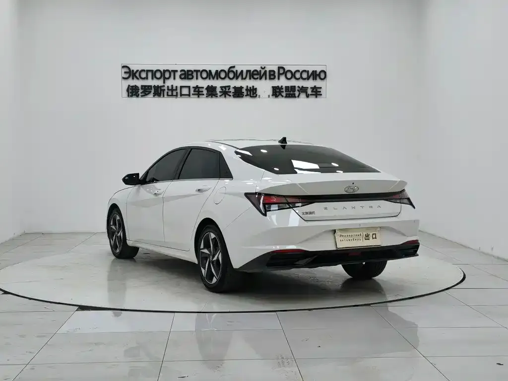 Hyundai Elantra 2022 из CN, фото 4