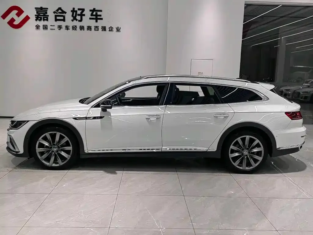 Volkswagen CC 2022 из CN, фото 2