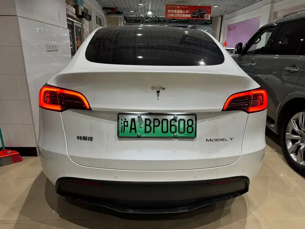 Tesla Model Y 2023 из CN, фото 9