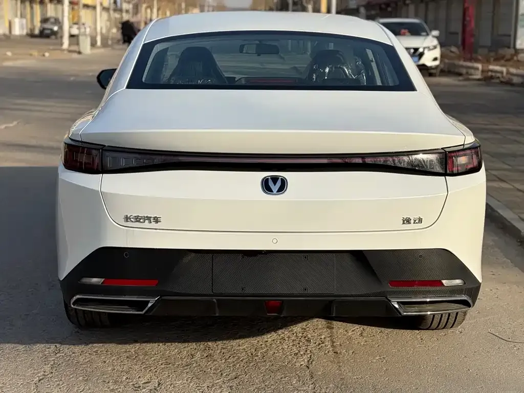 Changan Eado 2025 из CN, фото 4