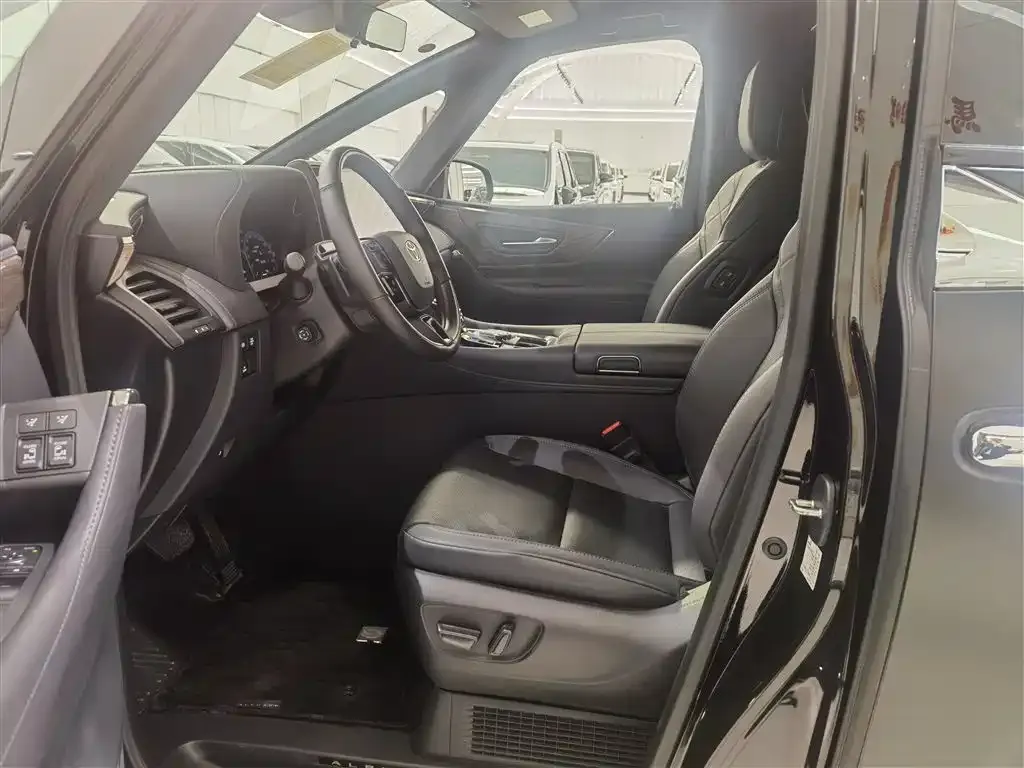 Toyota Alphard 2026 из CN, фото 6