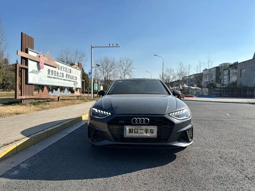 Audi A4L 2022 из CN, фото 3