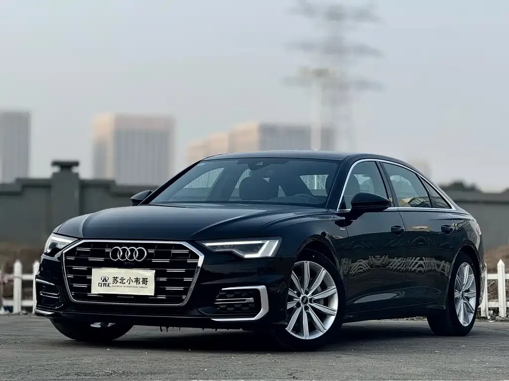 Audi A6L — фото 8
