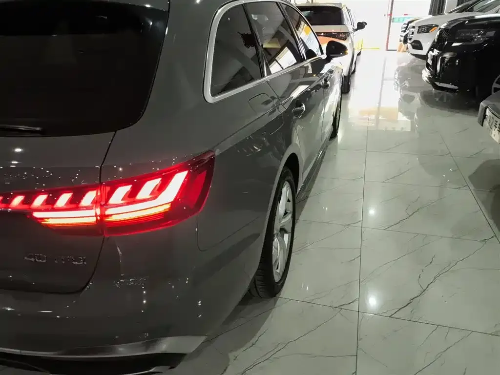 Audi A4 (Import) 2022 из CN, фото 6