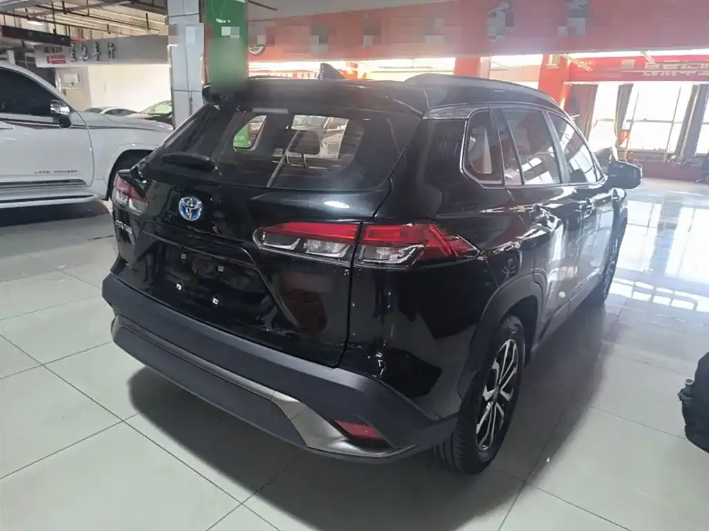 Toyota Frontlander 2023 из CN, фото 6