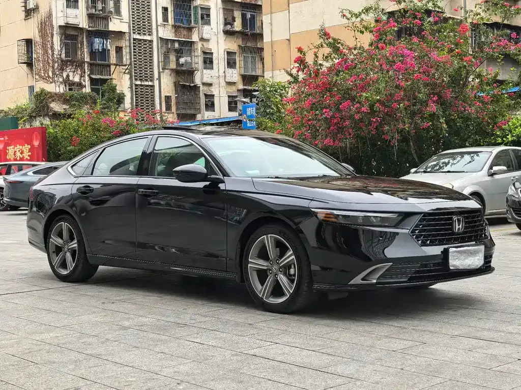 Honda Accord 2024 из CN, фото 10