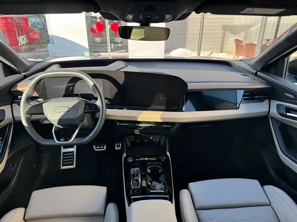 Audi Q6L Sportback e-tron 2025 из CN, фото 9