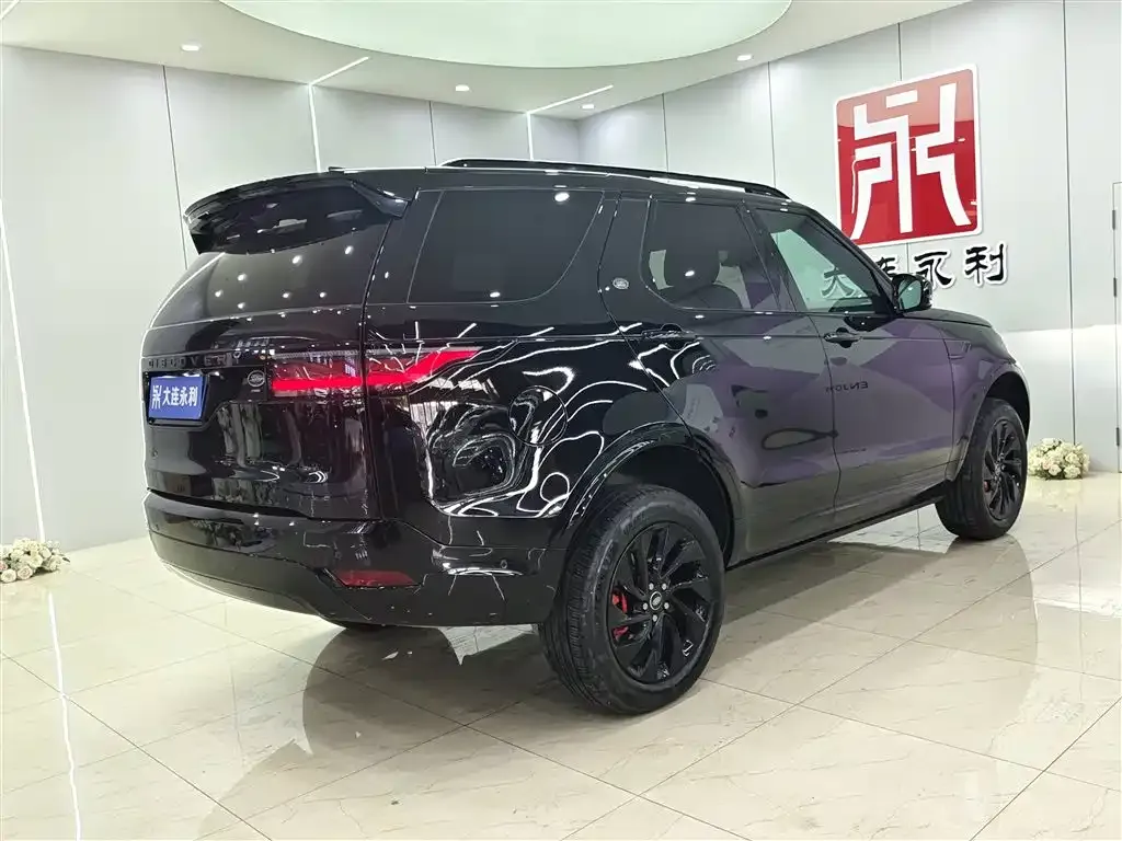 Land Rover Discovery 2023 из CN, фото 10
