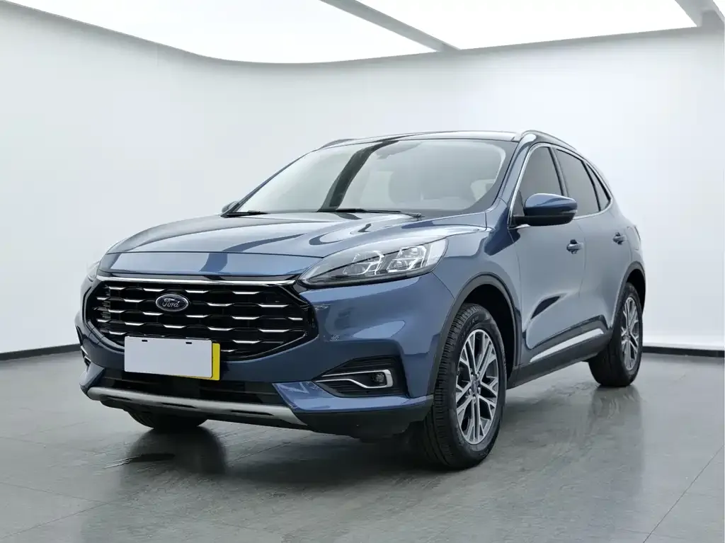 Ford Escape 2022 из CN, фото 1