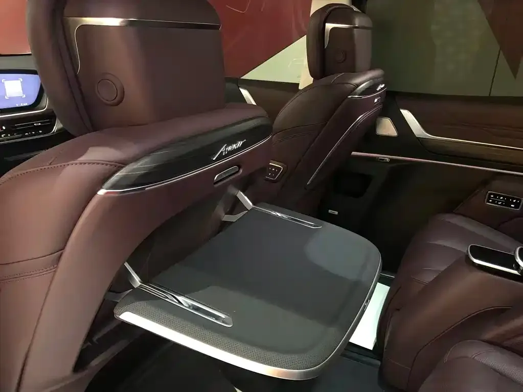 Buick Century 2023 из CN, фото 4