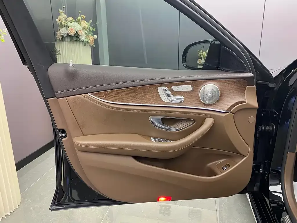 Mercedes-Benz E-Class 2021 из CN, фото 8
