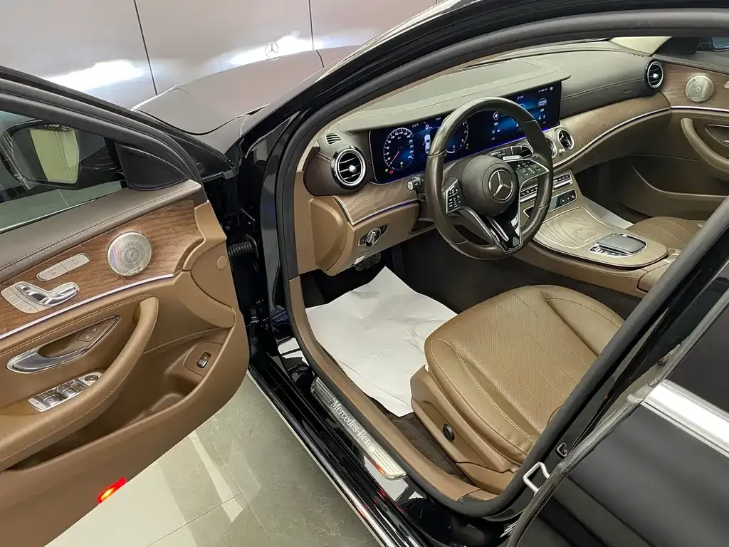 Mercedes-Benz E-Class 2021 из CN, фото 4