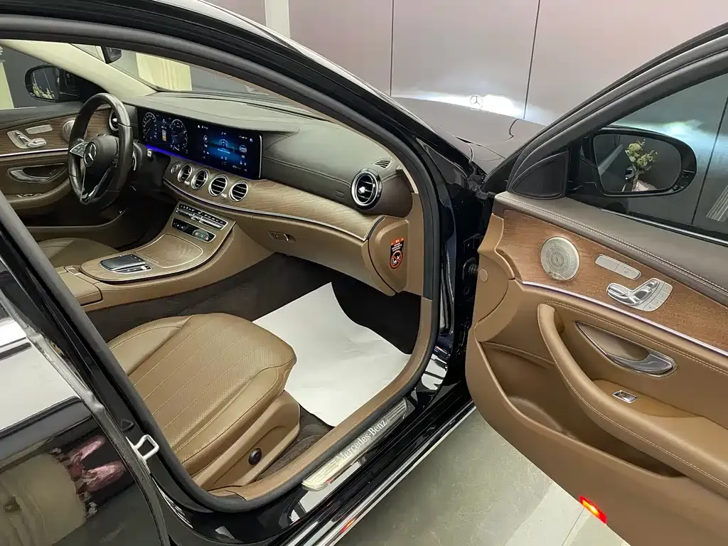 Mercedes-Benz E-Class 2021 из CN, фото 3