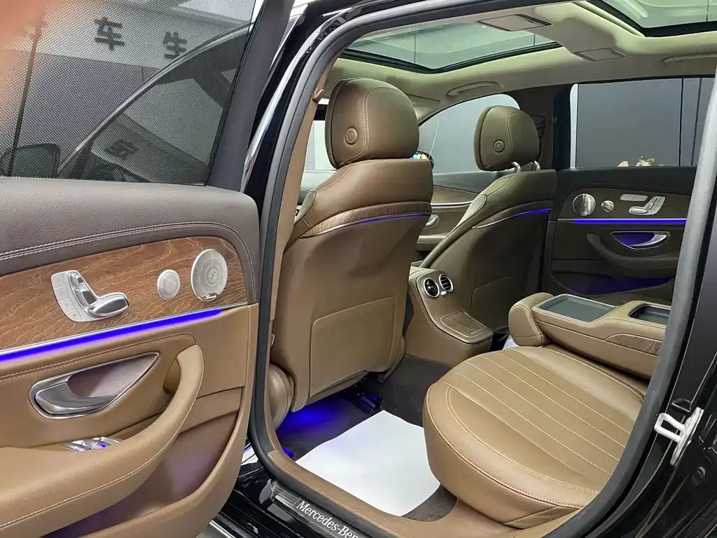 Mercedes-Benz E-Class 2021 из CN, фото 9