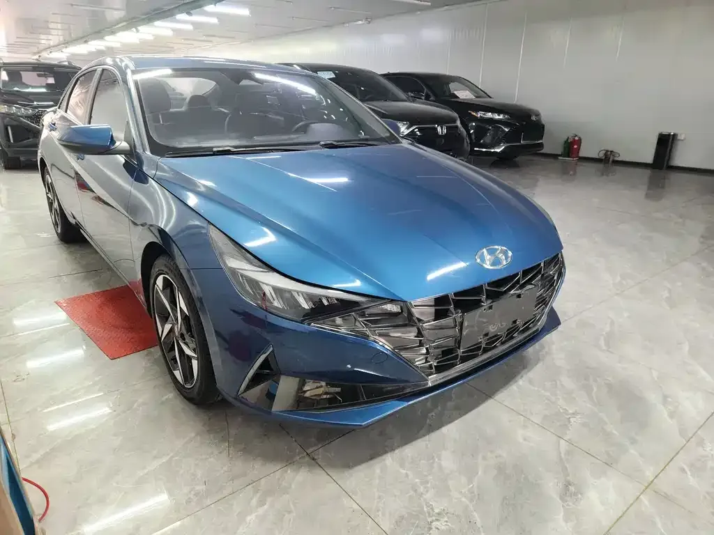 Hyundai Elantra 2022 из CN, фото 4