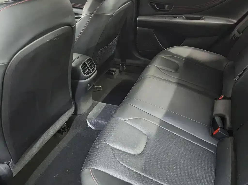 Hyundai Elantra 2022 из CN, фото 7