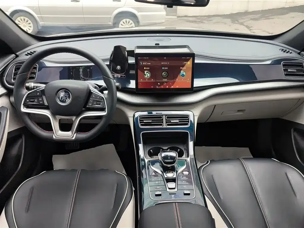 BYD Qin PLUS 2023 из CN, фото 10