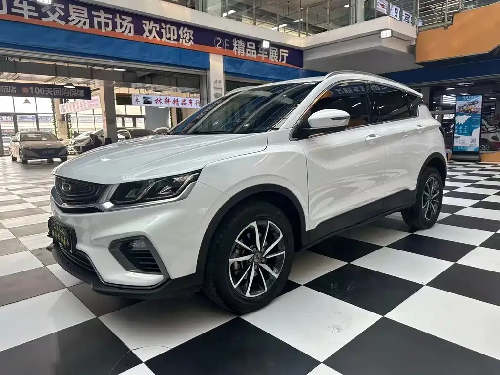 Geely Binyue — фото 1