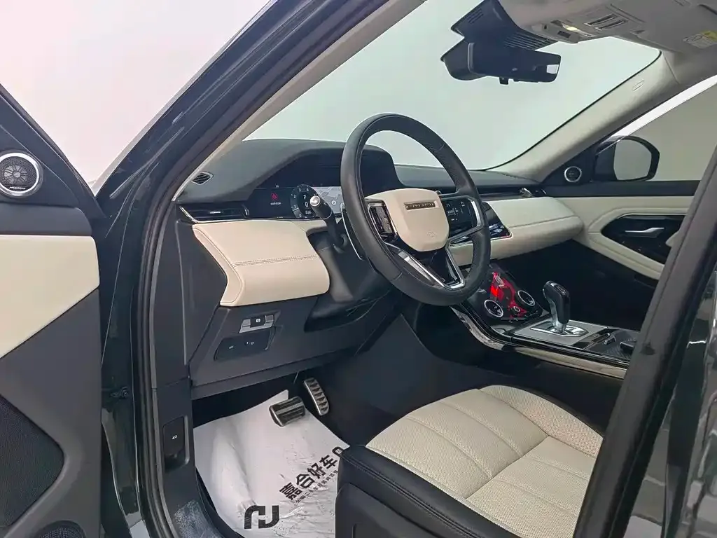 Land Rover Evoque — фото 10