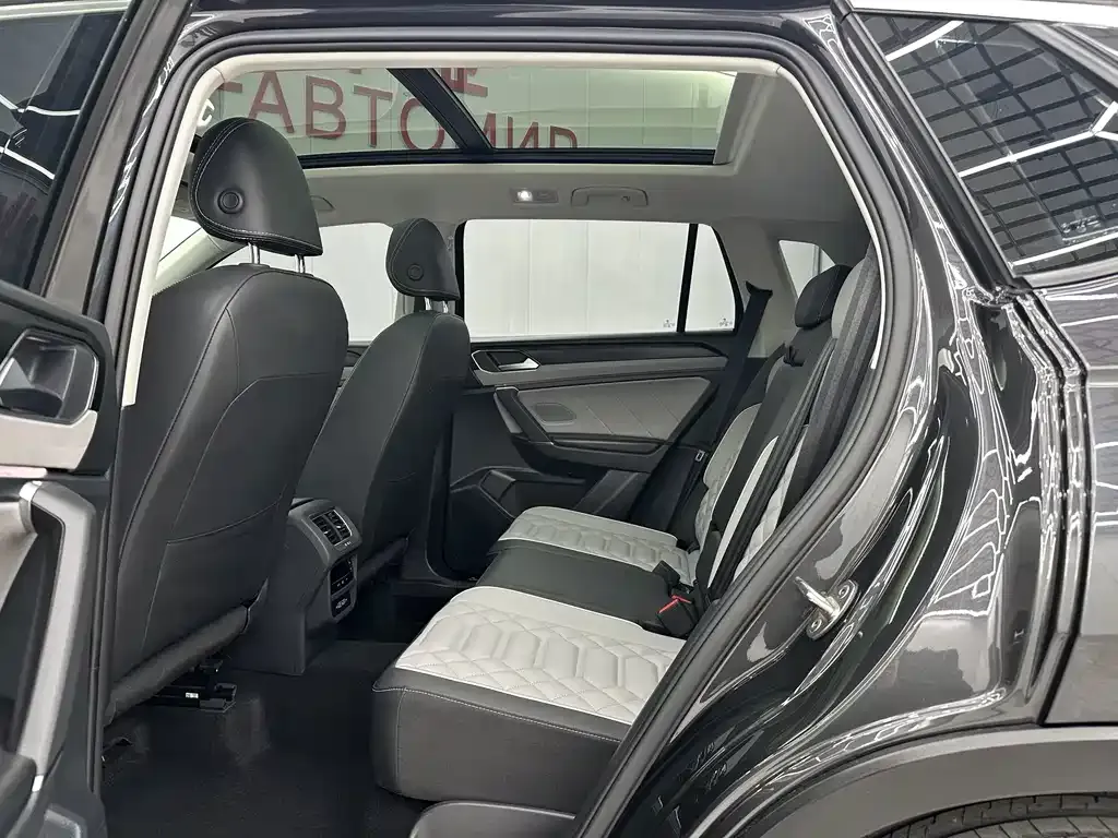 Volkswagen Tayron 2022 из CN, фото 10