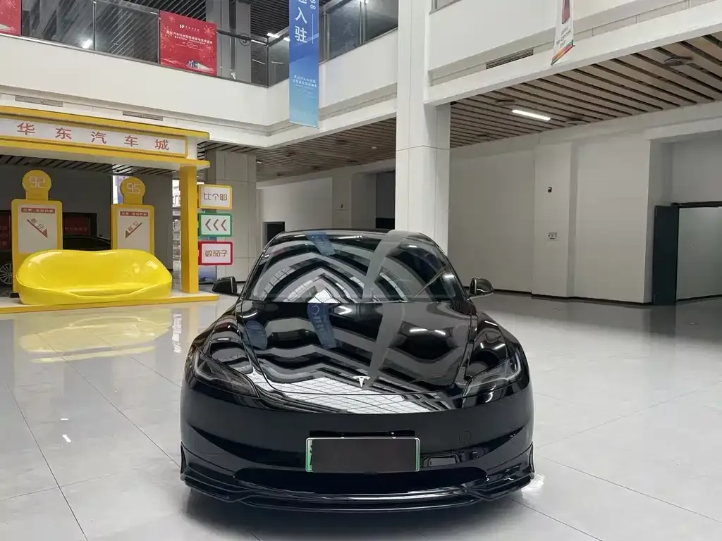 Tesla Model 3 — фото 6