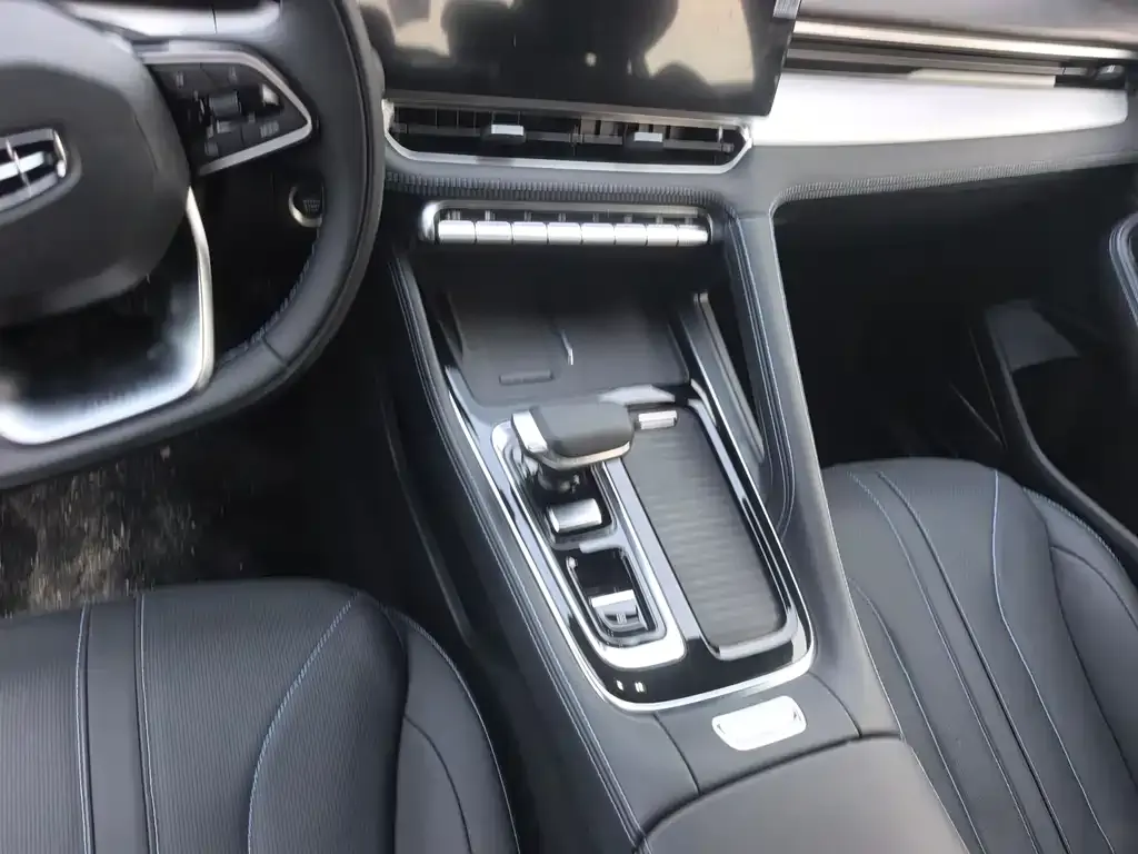 Geely Xingrui 2025 из CN, фото 7